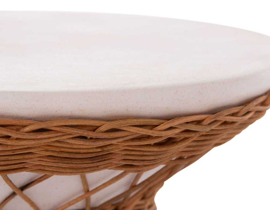 ΒΟΗΘΗΤΙΚΟ ΤΡΑΠΕΖΙ ΣΤΡΟΓΓΥΛΟ DELIA HM18167.02 FIBER CEMENT ΛΕΥΚΟ & RATTAN Φ40x45Υεκ