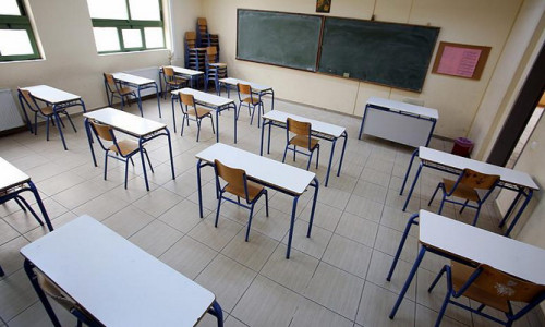 ΕΠΙΣΤΡΟΦΗ ΣΤΑ ΣΧΟΛΕΙΑ ΜΕΤΑ ΚΟΡΩΝΑΙΟΥ
