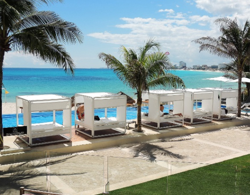 Caribbean Day Bed *