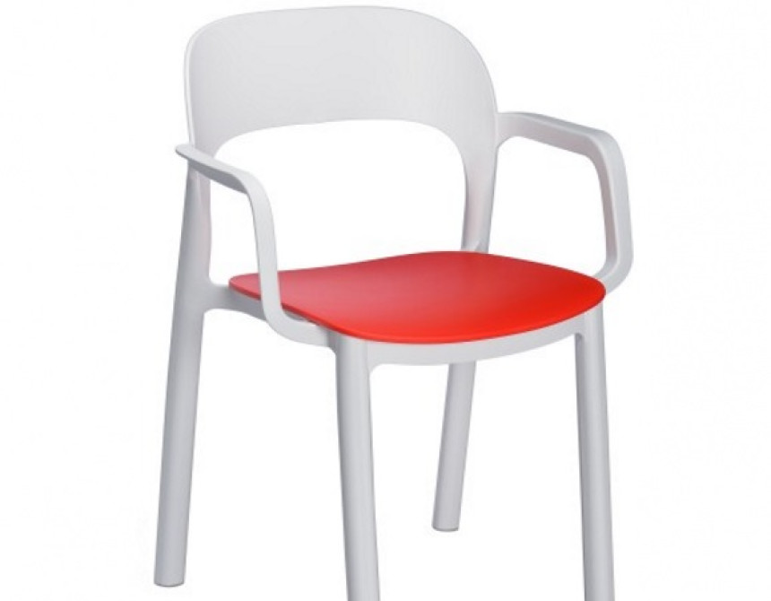 Ona/P PL* Armchair