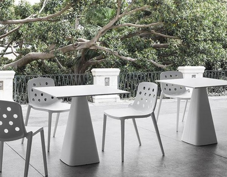Isidora/P* Armchair