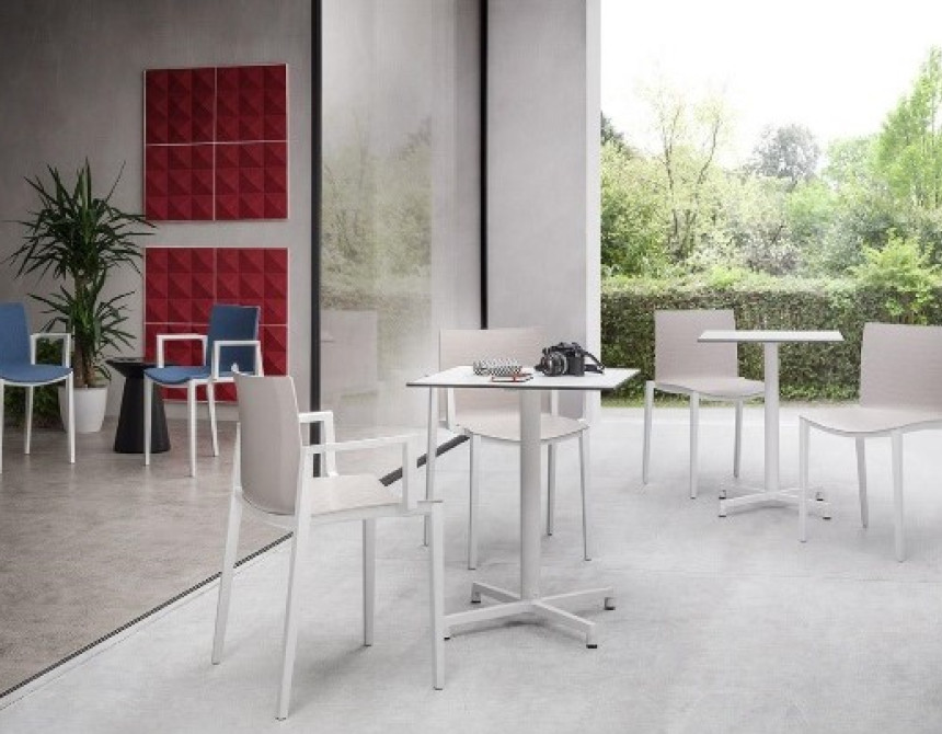 Clipperton* Chair