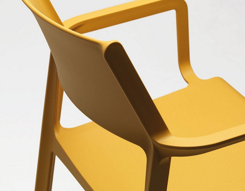 Trill/P* Armchair