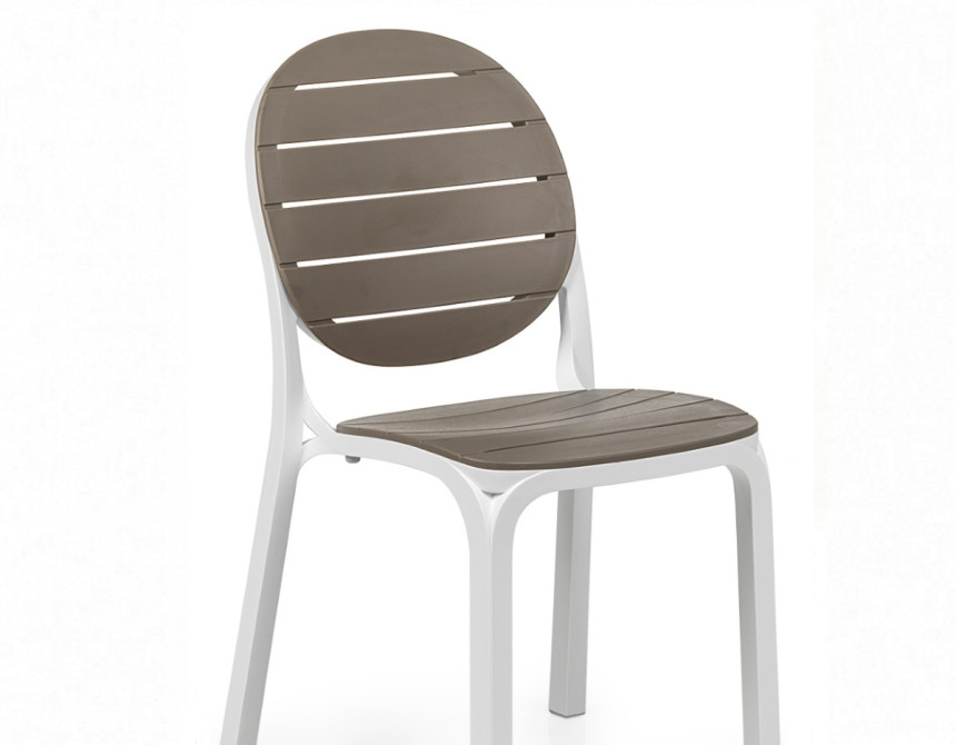 Erica* Chair