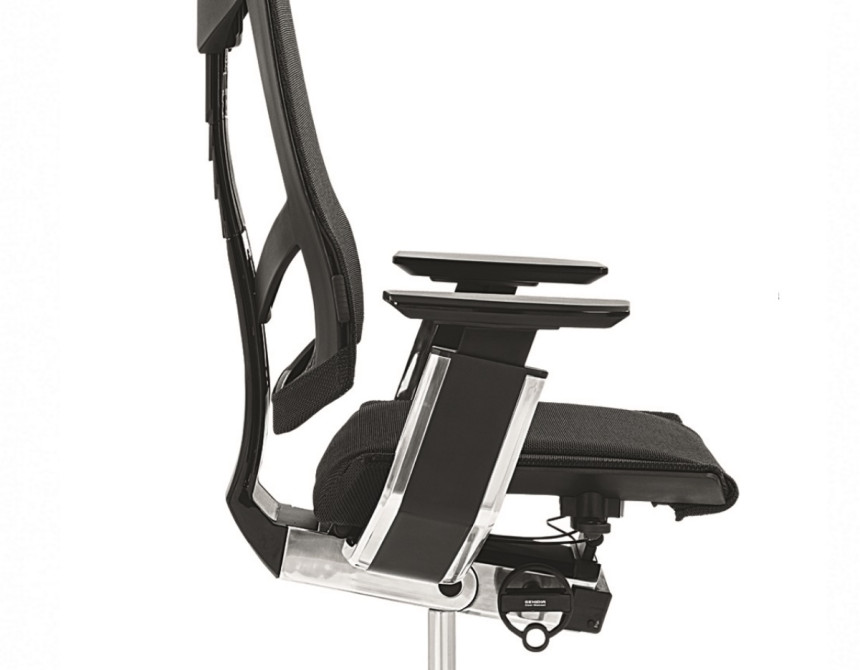 Genidia Executive Armchair Black*