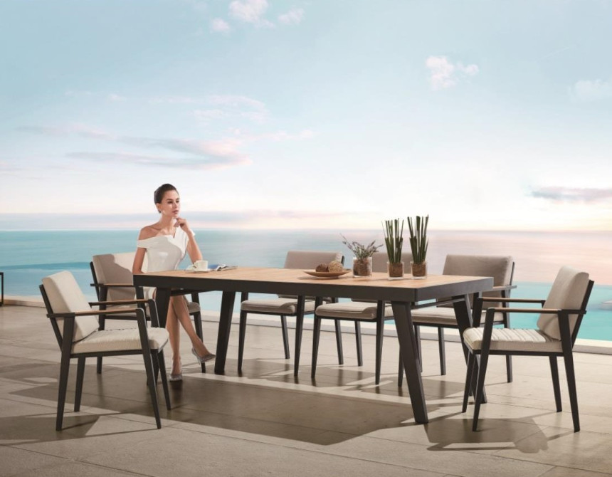 Emoti/D7 Dining Set (697790)