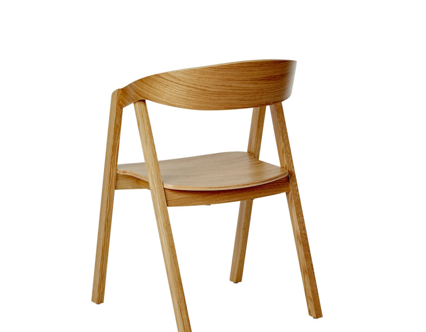 Guru* Armchair