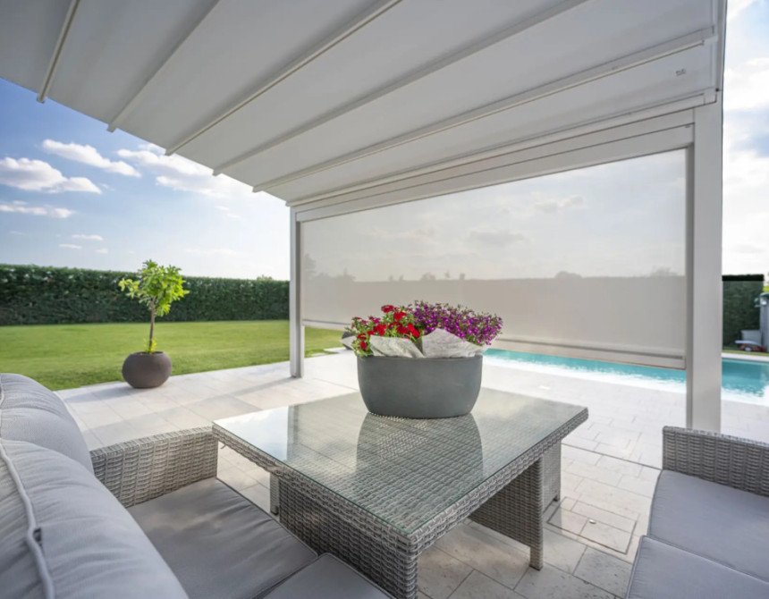 Pergola Vega-6x4m* Alu. with Motor   LED Lights