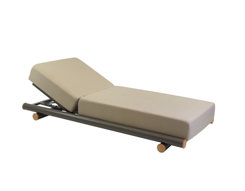 Cayenne* Aluminum Sun-Lounger COM