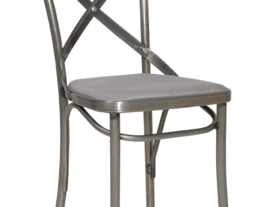 Antique/M COM Chair